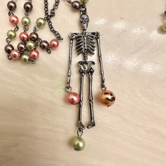 Betsey johnson Nwt comes with free bcbg free people item new with tags. - Picture 3 of 5